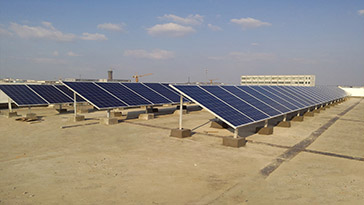 光伏并網(wǎng)發(fā)電系統(tǒng)的特點(diǎn)及存在的問(wèn)題(圖1) 光伏并網(wǎng)發(fā)電系統(tǒng)